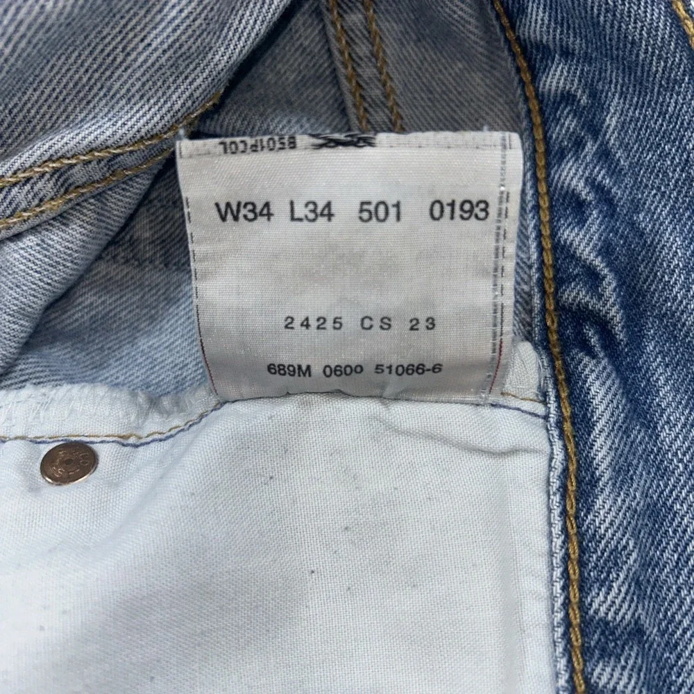Vintage 2000 Levi's 501 Men's‎ Jeans 34x34 Button Fly Denim Y2K